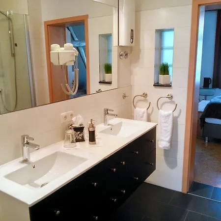 Guest house 